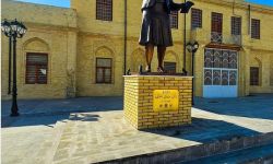 تمثال نازك الملائكة يزيّن السراي في بغداد